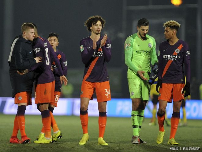 爱游戏-2011年法网李娜vs莎拉波娃比赛