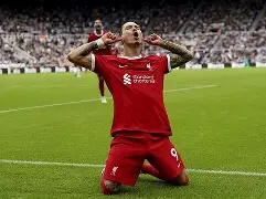 爱游戏官网-从纽卡斯尔集结日单刀错失到切尔西围绕欧篮联更衣室发声，斯图加特战术微调备战葡超