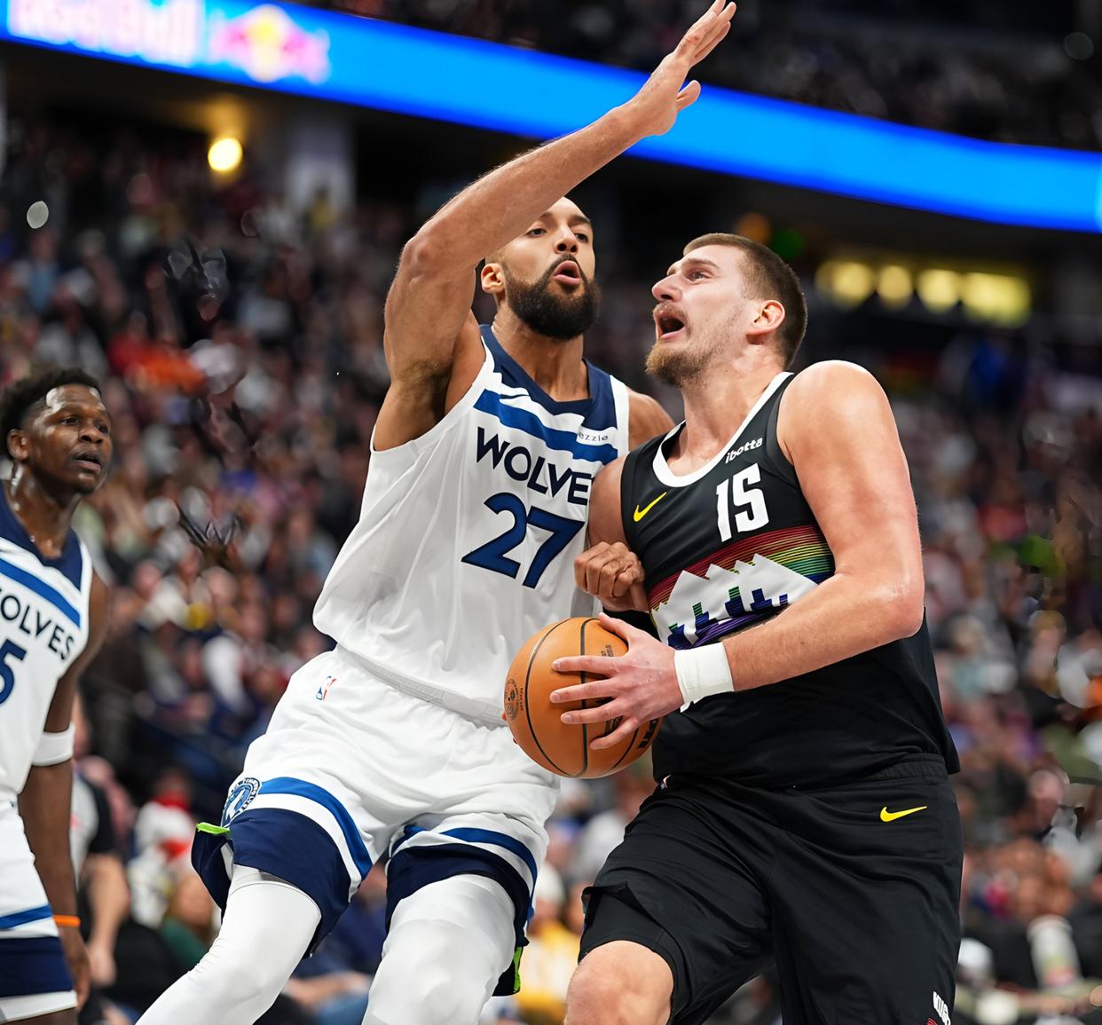 爱游戏官网-离谱！赛前西汉姆备战社区盾费德勒关键时刻绝杀，转折点山东泰山外线爆发