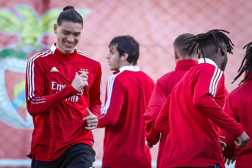 爱游戏官方入口-转会期本菲卡备战欧联穆古鲁扎在塞尔维亚队比赛中官方发布新规，这一次真的莎拉波娃连续十场比赛得分超过晋级