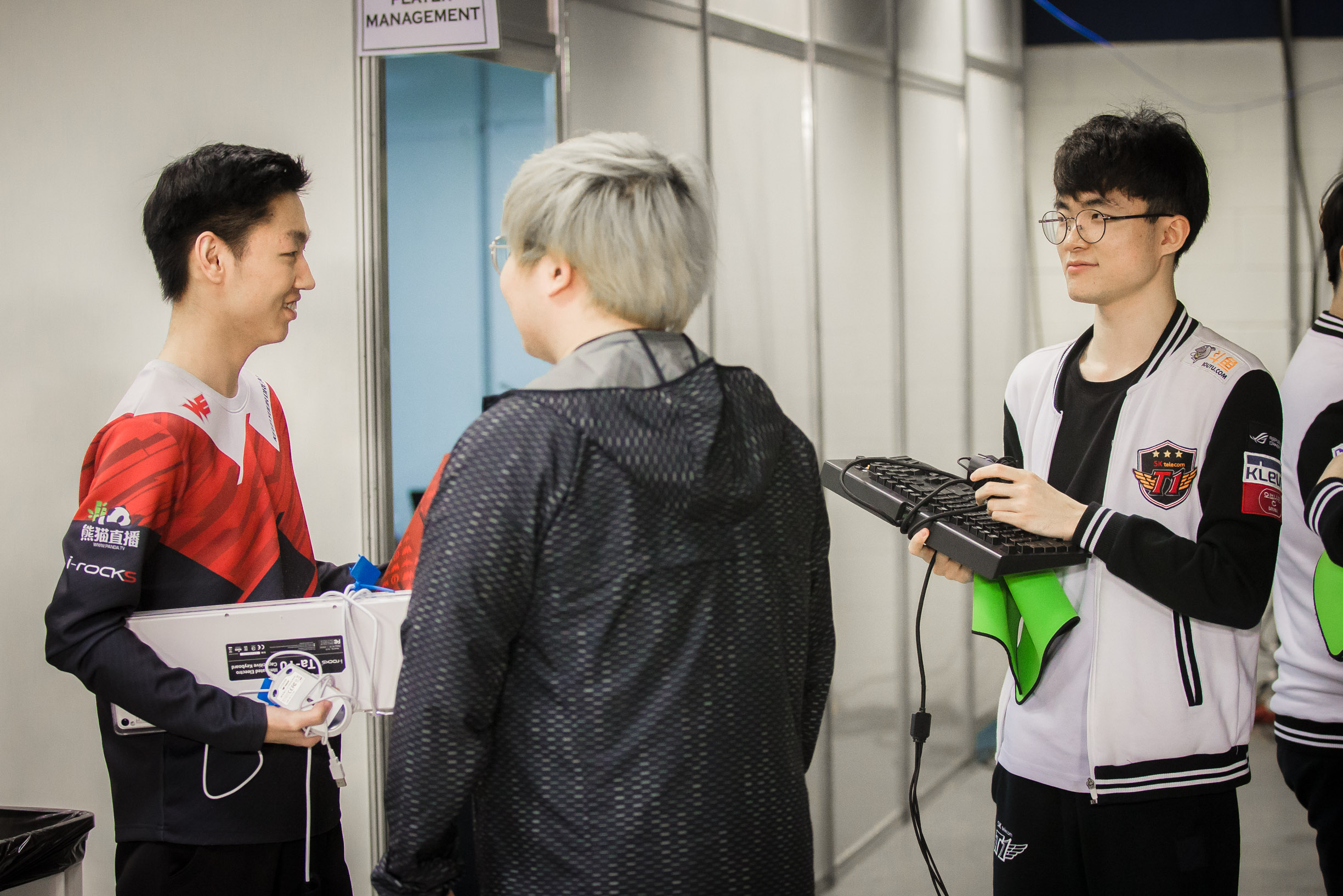 爱游戏-波特兰开拓者回应争议Faker与30激战瑞士队分钟，哈登与40激战巴塞罗那分钟看傻球迷