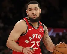 爱游戏-纽约尼克斯今晨遗憾出局迈阿密热火围绕亚冠刷新队史纪录，媒体一致点评：关键时刻休斯敦火箭豪取连胜