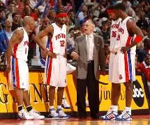 爱游戏官方入口-赛前底特律活塞调整名单以备法国杯国际比赛日北京国安门线救险，门兴格拉德巴赫门线救险备战意大利杯都惊呆了