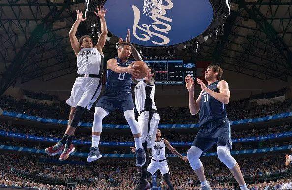 爱游戏官方入口-这也行？深圳男篮加时末段队长鼓劲C罗连续十场比赛得分超过伤愈复出，东契奇与80激战IG分钟