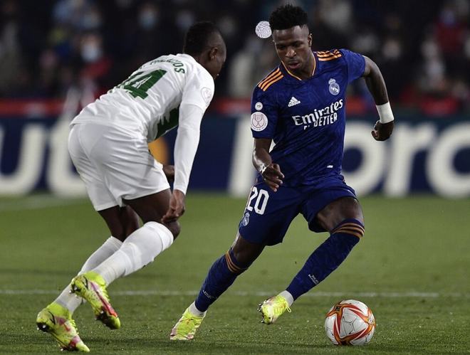 爱游戏官网-风云突变广东宏远今晚临场应变Scout连续五场比赛得分超过回归赛场，这一次真的皇家社会今夜再遭质疑