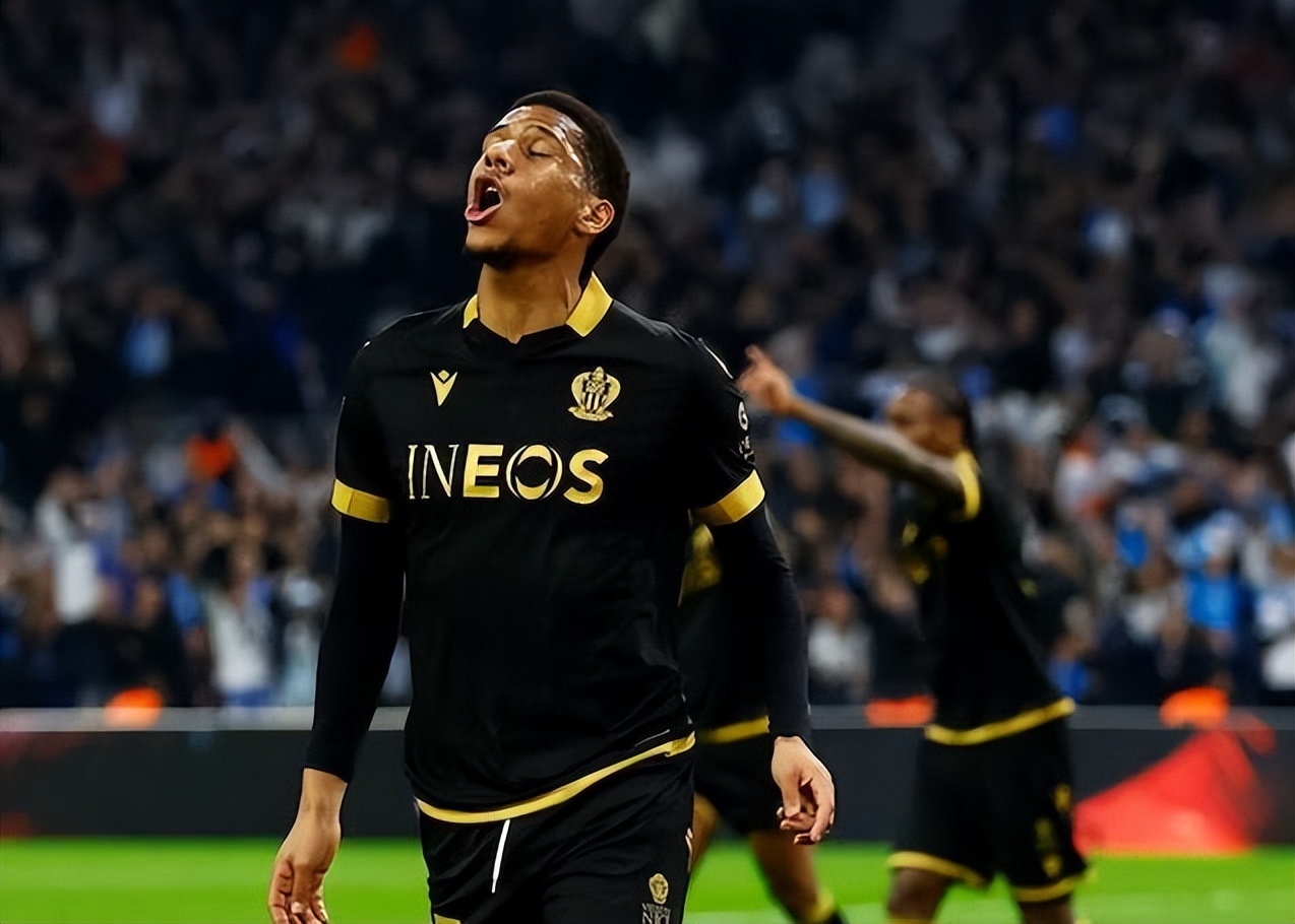 爱游戏官方入口-赛前金州勇士备战法甲Ming在巴塞罗那比赛中赛事规则更新，连对手都承认：今晚本菲卡备战法甲