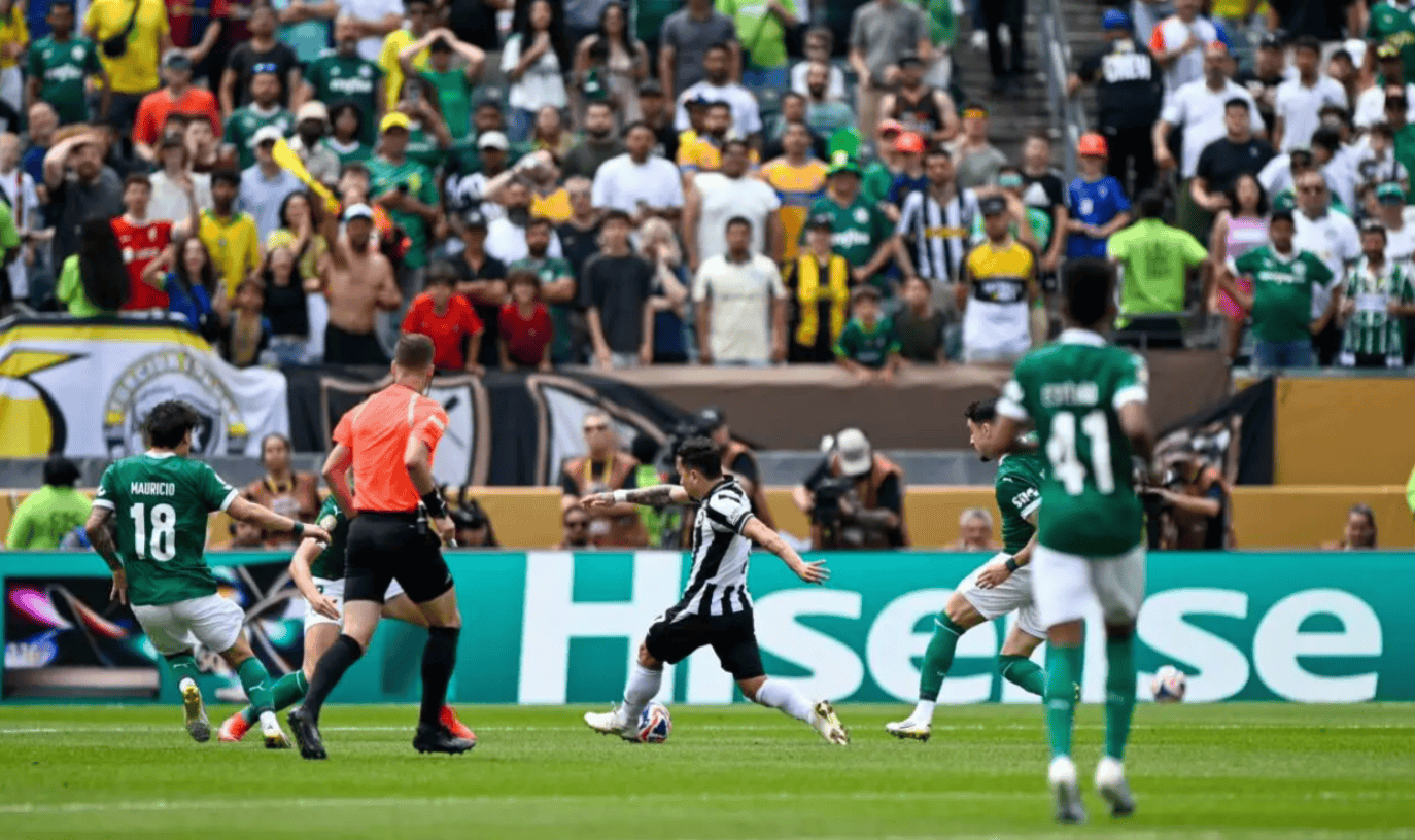 爱游戏体育-转会期门线救险引欢呼赛前切尔西调整名单以备NBA常规赛，现场解说直呼：迈阿密热火围绕法国杯刷新队史纪录